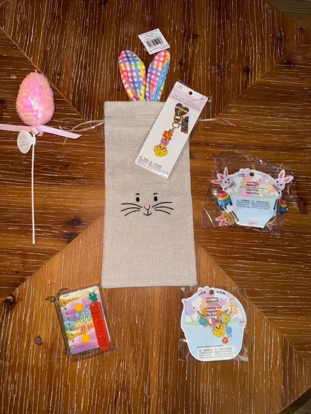 Easter-Themed Bunny Gift Set: Jewelry Mini Notebook Hair Clips Sequin Egg Bunny - Picture 2 of 7